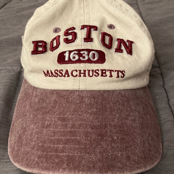 Boston baseball cap - Picture 1 of 4